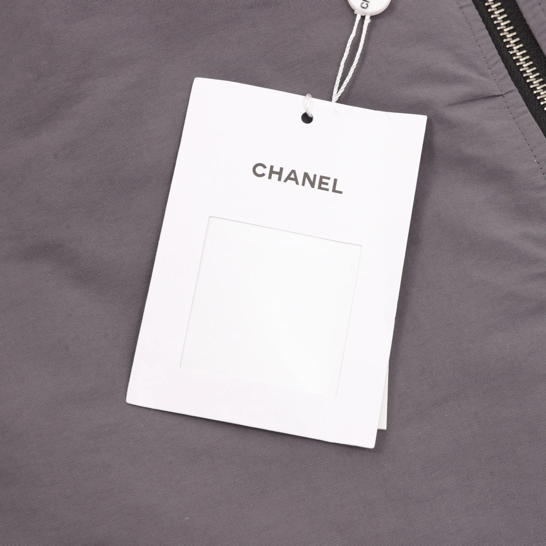 CHANEL-Outwear-XS-L-320202512241937_8-1.webp