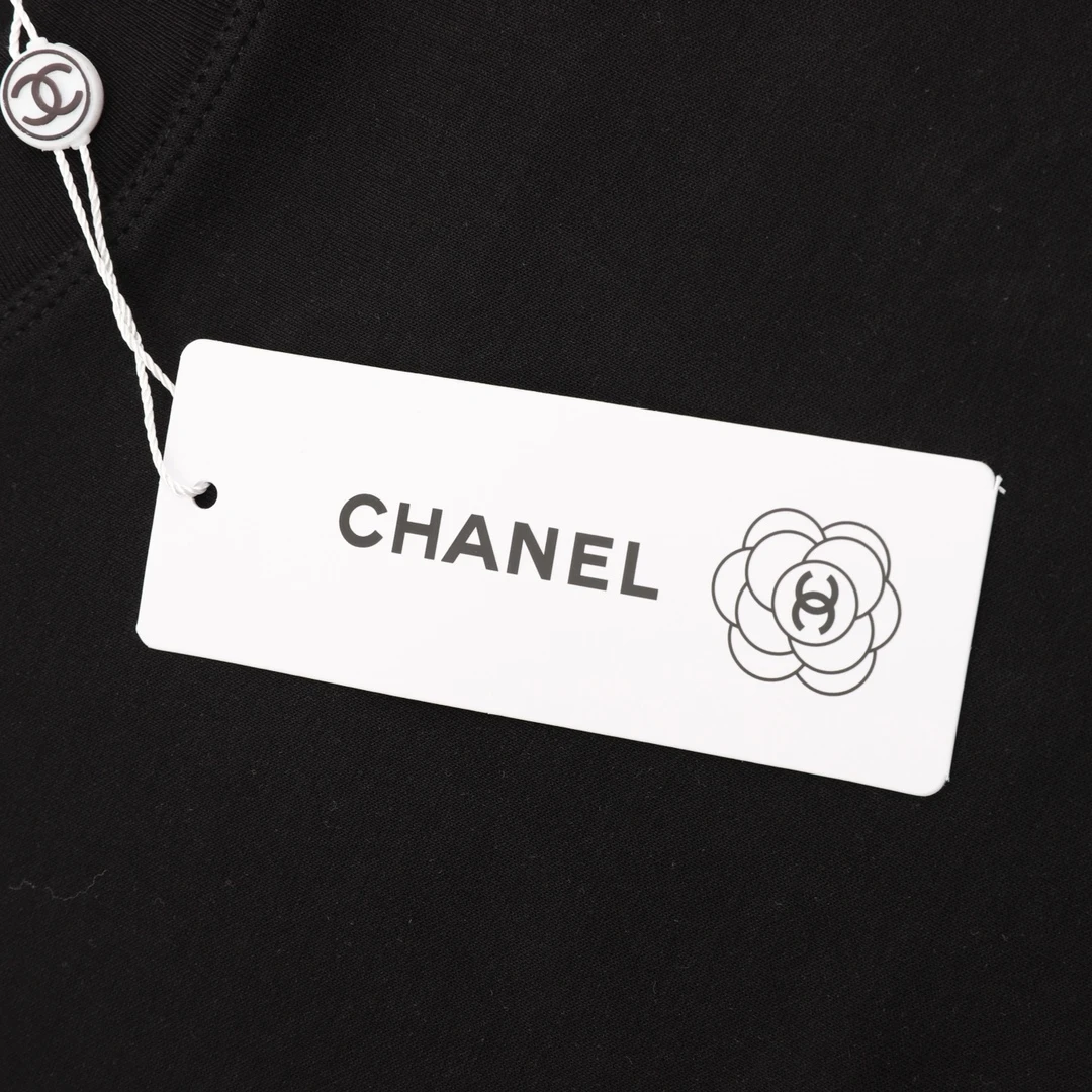 CHANEL-Topwear-M-XXXL-160202512241944_5-1.webp