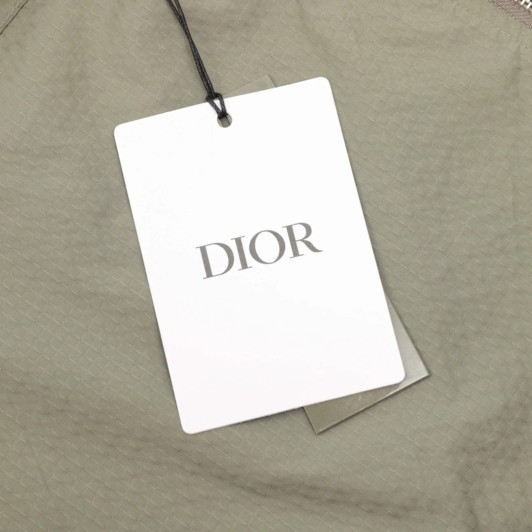 DIOR-Outwear-S-XL-280202512242135_8-1.webp