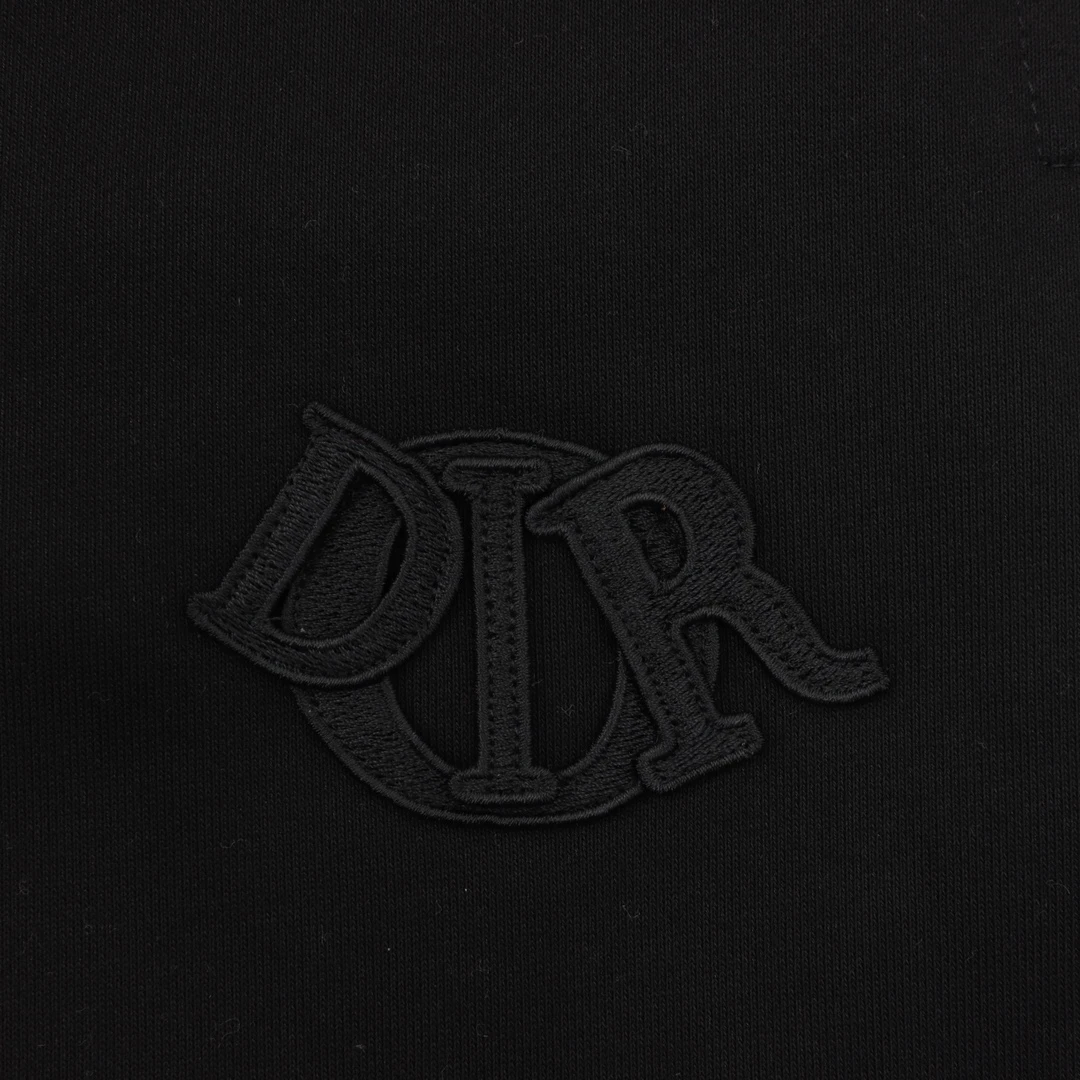 DIOR-Topwear-S-L-240202512242257_4-1.webp