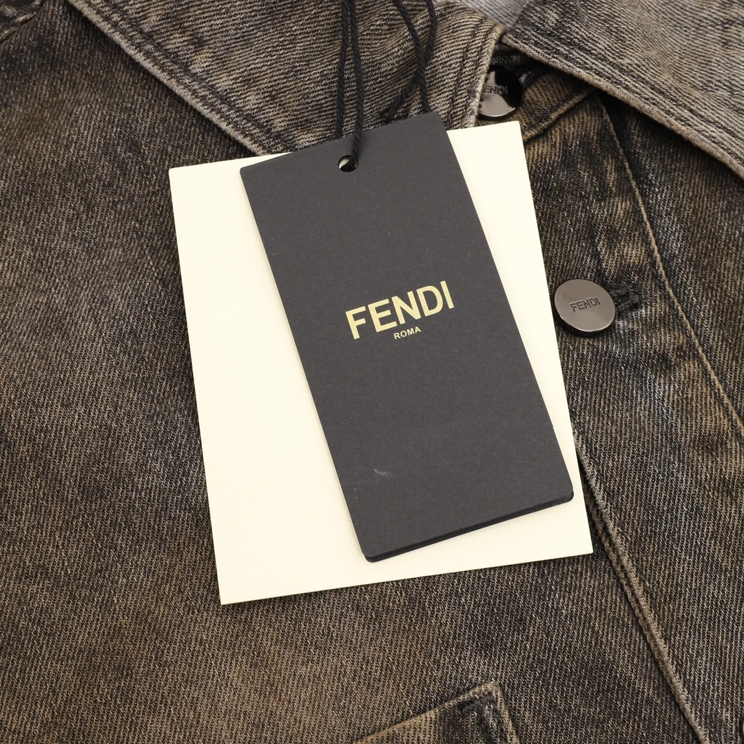 FENDI-Outwear-46-52-320202512242591_8-1.webp