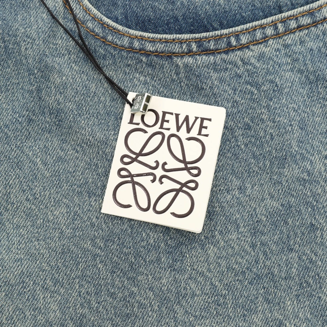 LOEWE-Topwear-S-XL-260202512243132_8-1.webp