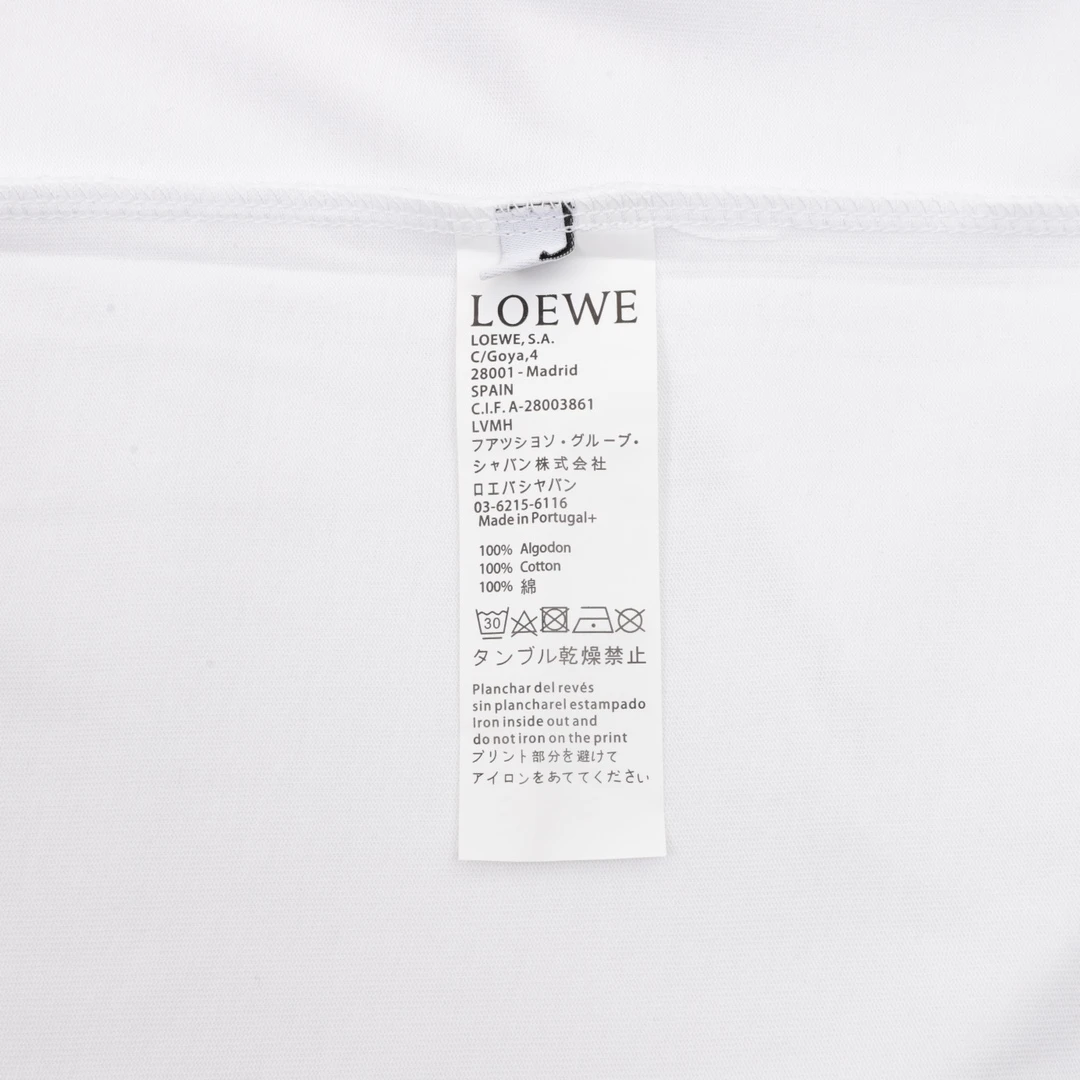 LOEWE-Topwear-XS-L-80202512243199_8-1.webp