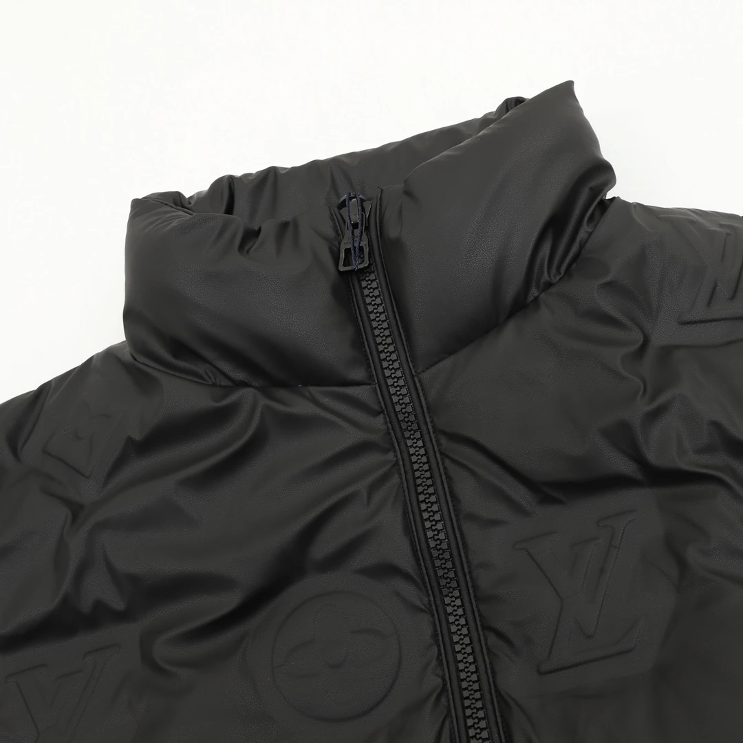 LV-Outwear-48-56-700202512243504_3.webp