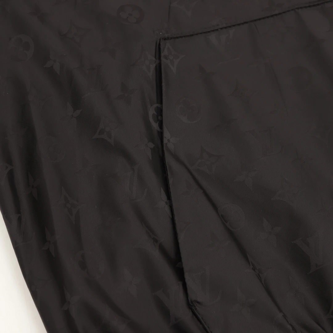 LV-Outwear-S-XL-380202512243561_6.webp