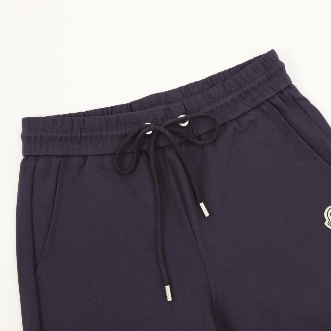 MONCLER-Bottomwear-S-XL-220202512244318_3.webp