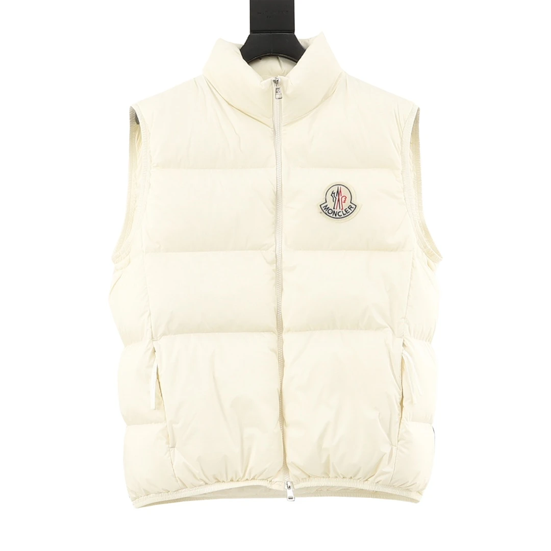 MONCLER-Outwear-0-4-480202512244359_1.webp