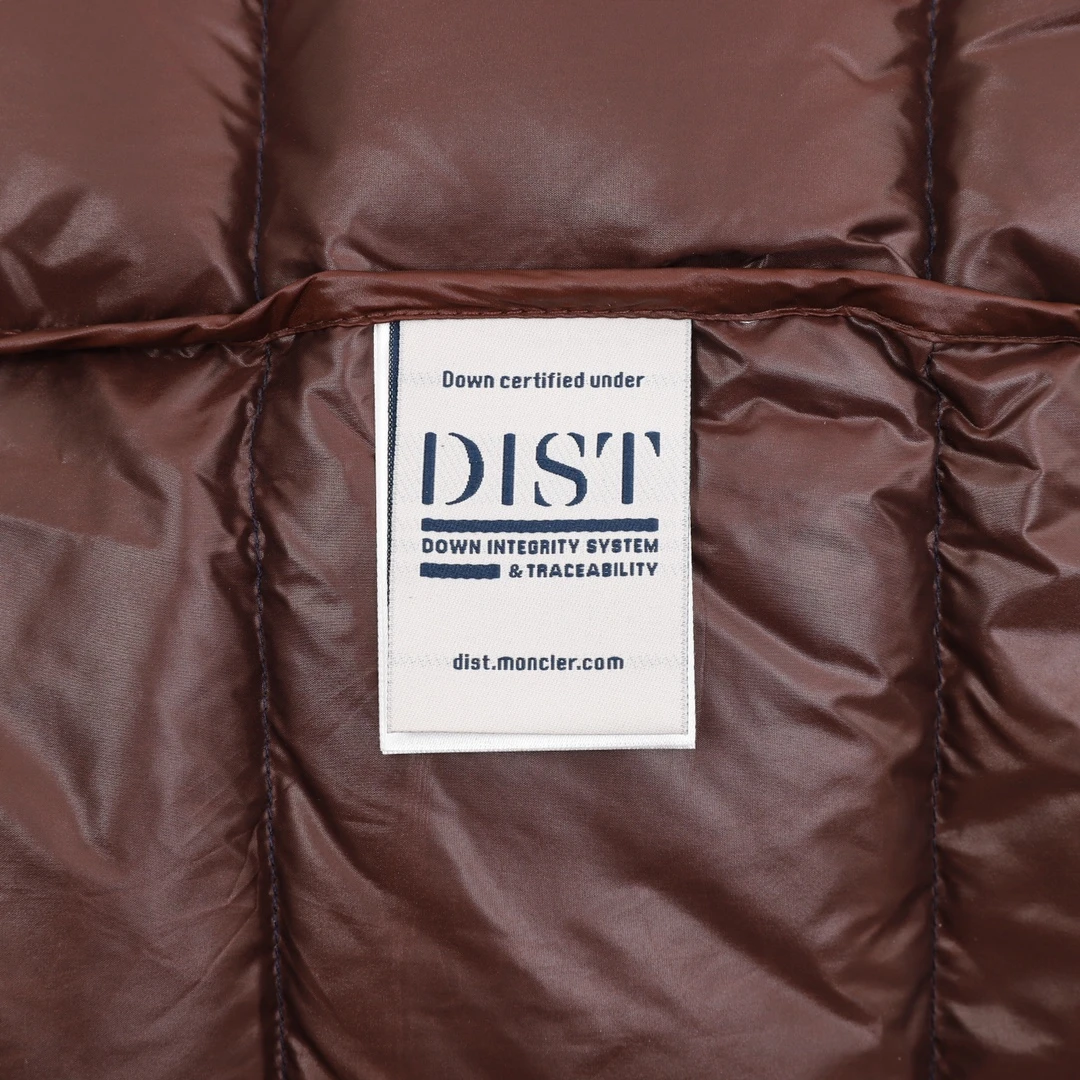MONCLER-Outwear-1-4-340202512244378_9.webp