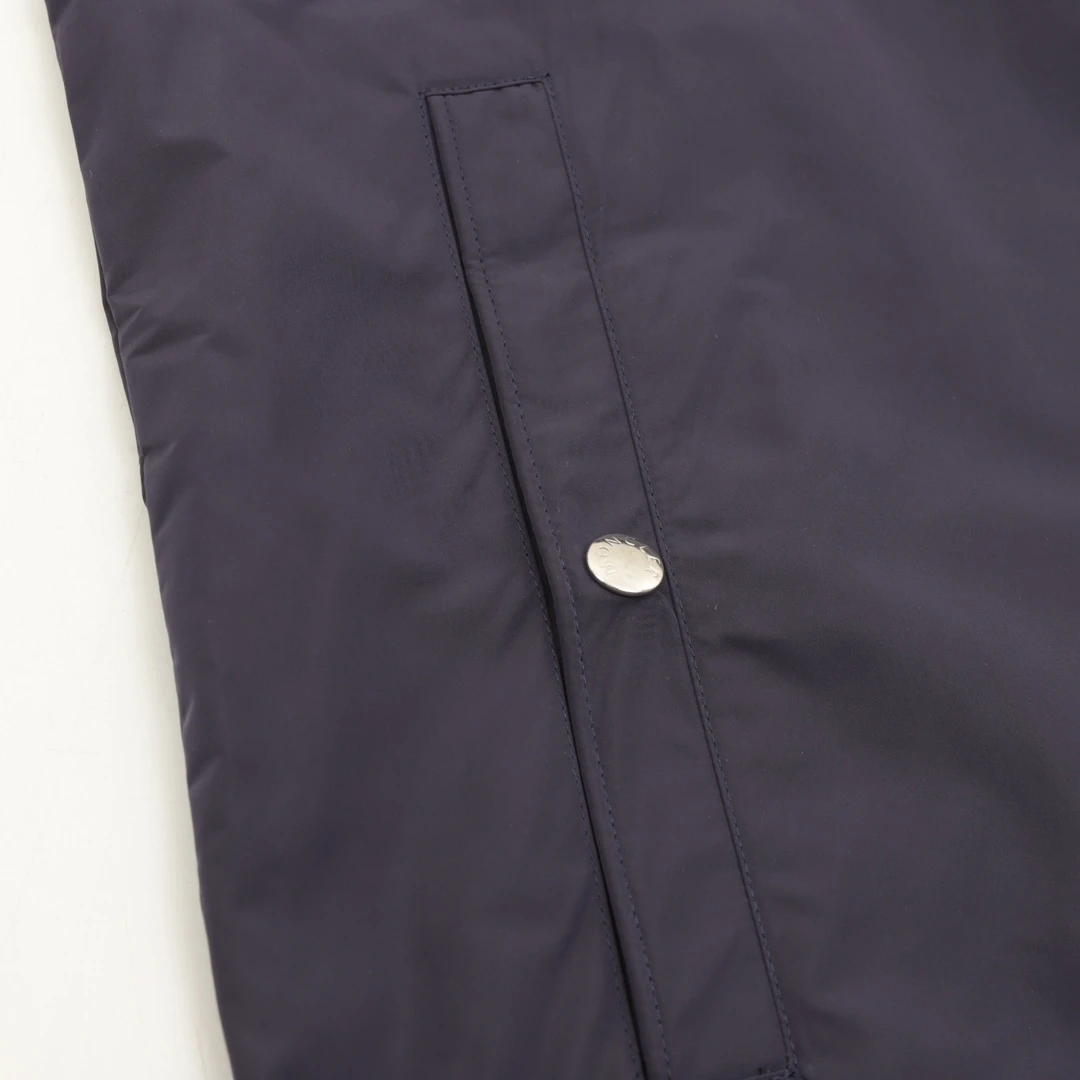 MONCLER-Outwear-1-4-340202512244380_5.webp