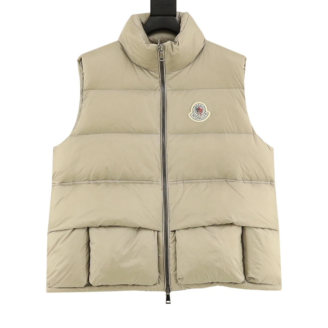 MONCLER-Outwear-1-4-610202512244404_1.webp