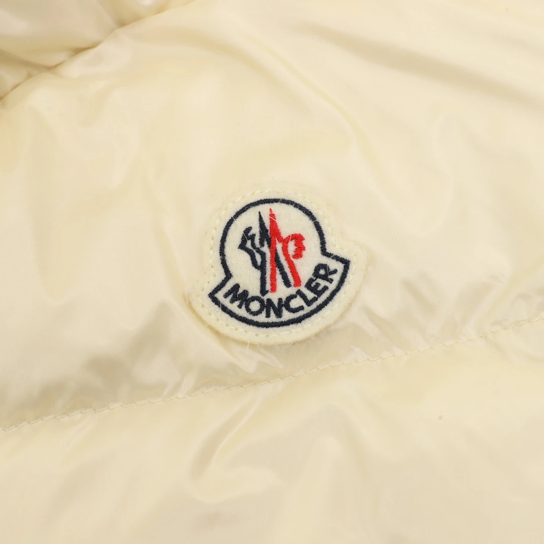MONCLER-Outwear-1-4-680202512244406_7.webp