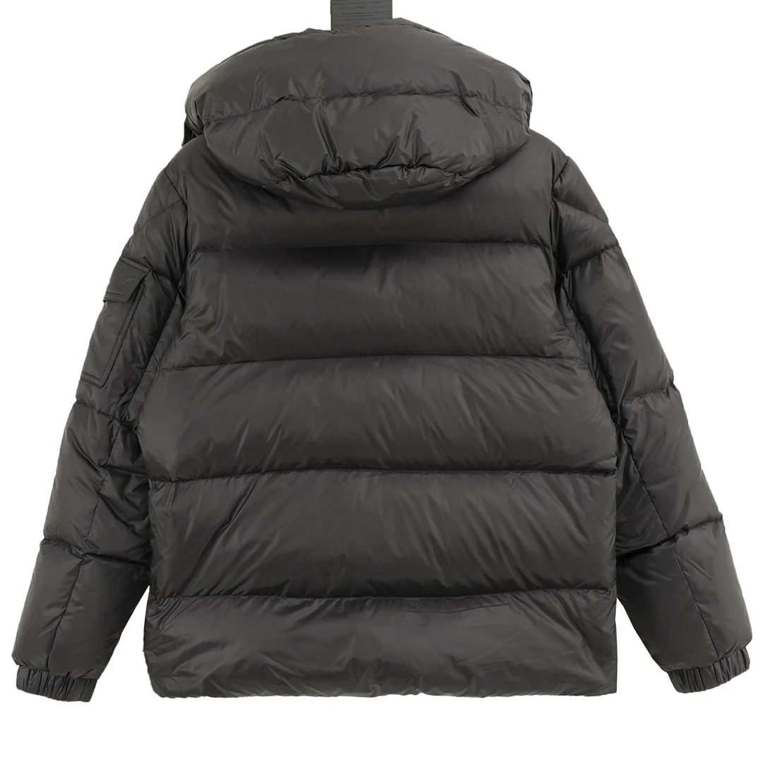 MONCLER-Outwear-1-5-720202512244457_2.webp