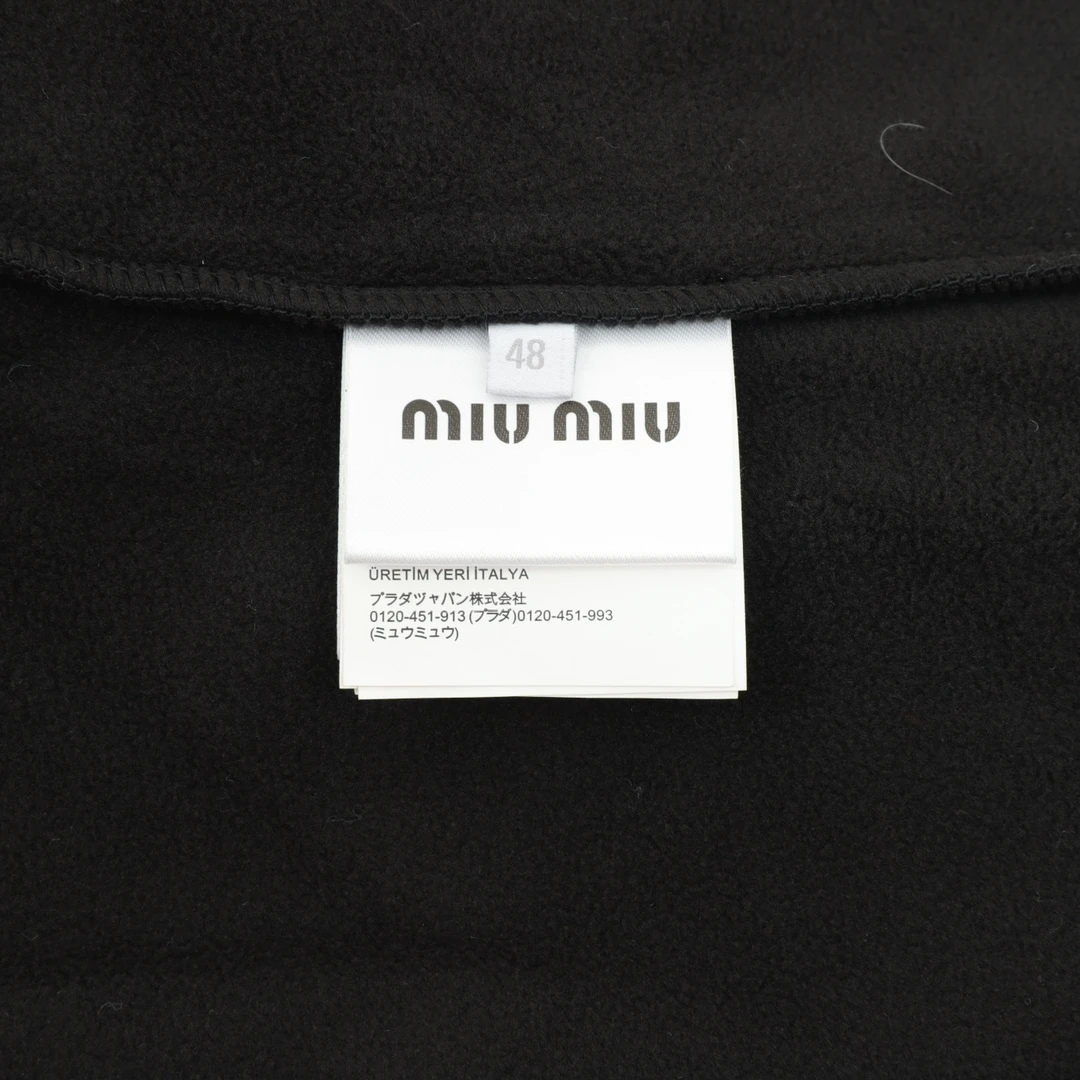 Miu-Miu-Outwear-46-52-280202512244715_9.webp