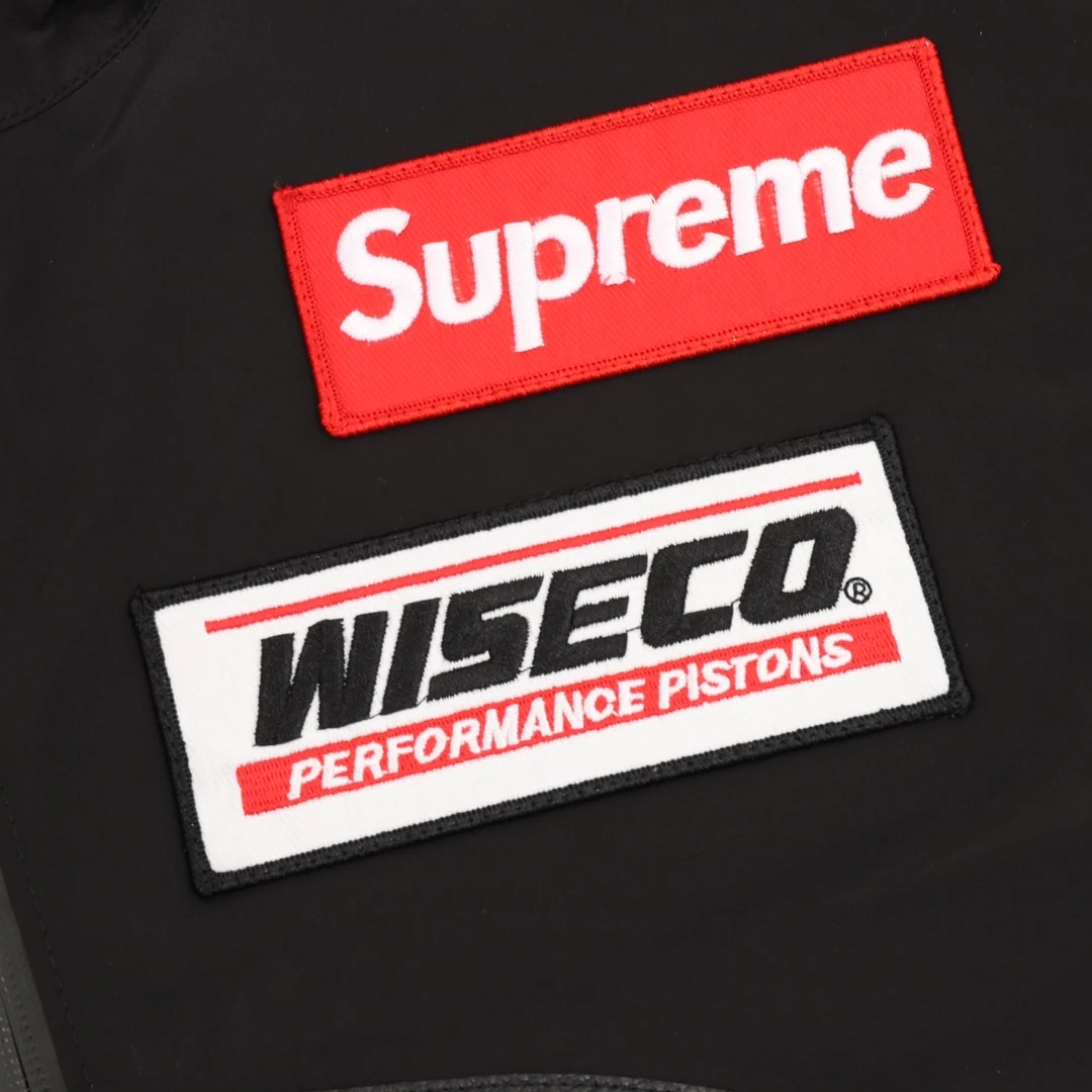 SUPREME-Outwear-S-XL-530202512245623_4.webp