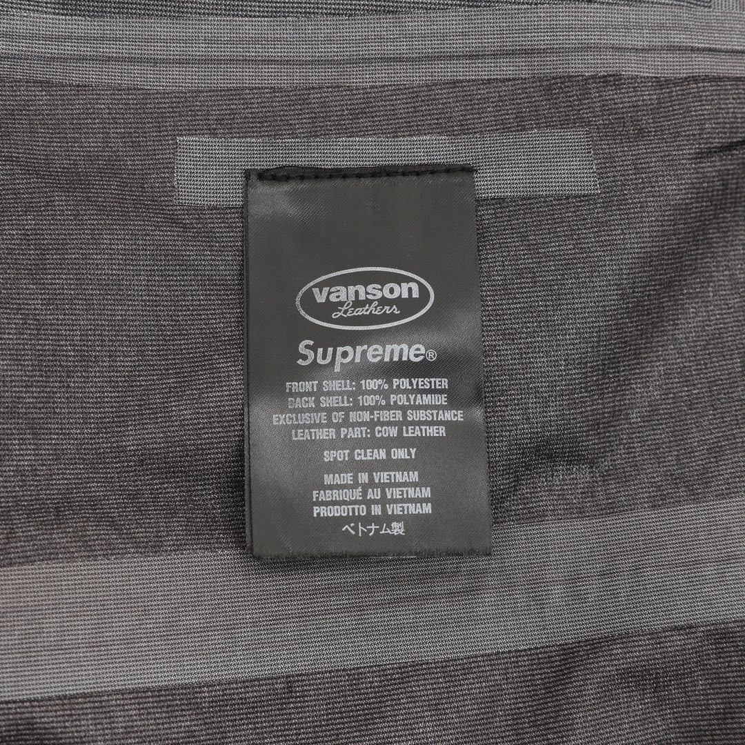 SUPREME-Outwear-S-XL-530202512245623_9.webp