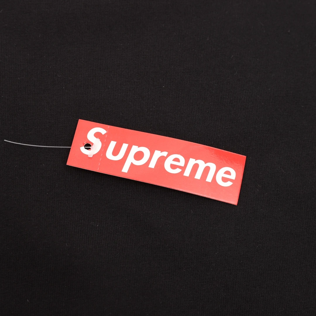 SUPREME-Topwear-S-XL-80202512245691_5.webp