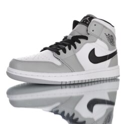 Alternative view of Air Jordan 1 High Sneaker 554724-092