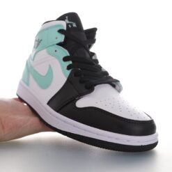 Alternative view of Air Jordan 1 High Sneaker 554724-132