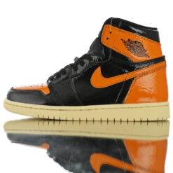 Air Jordan 1 High Sneaker 555088-028