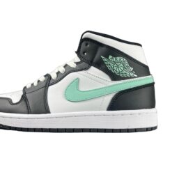 Alternative view of Air Jordan 1 High Sneaker BQ6472-103