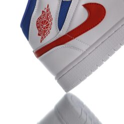 Alternative view of Air Jordan 1 High Sneaker BQ6472-164