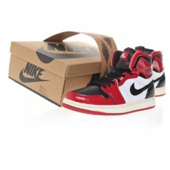 Alternative view of Air Jordan 1 High Sneaker CT0979-610