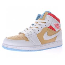 Alternative view of Air Jordan 1 High Sneaker CZ0774-200