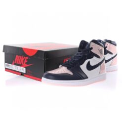 Alternative view of Air Jordan 1 High Sneaker DD9335-641