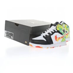 Alternative view of Air Jordan 1 High Sneaker DJ6563-038