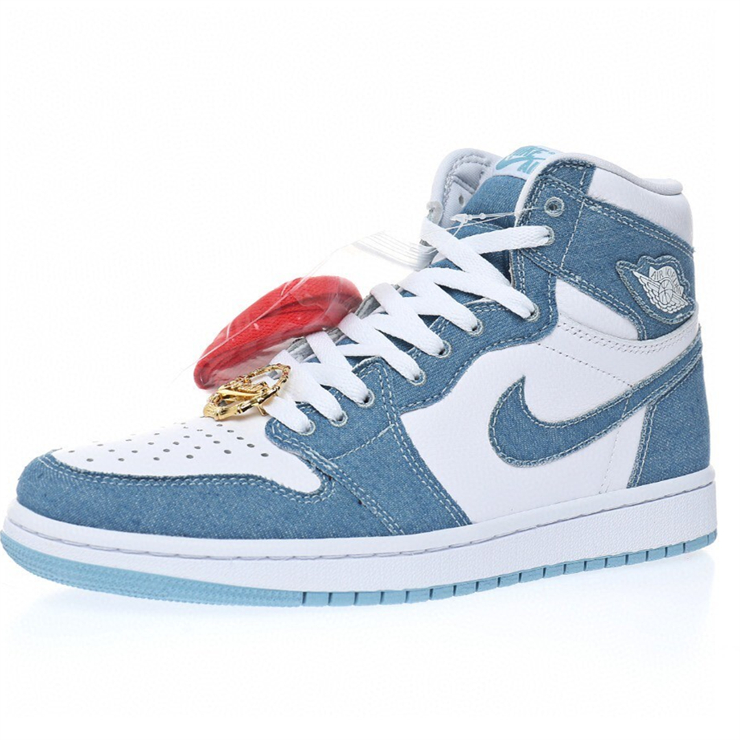 Air Jordan 1 High Sneaker DM9036-104