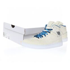 Alternative view of Air Jordan 1 High Sneaker DM9126-104