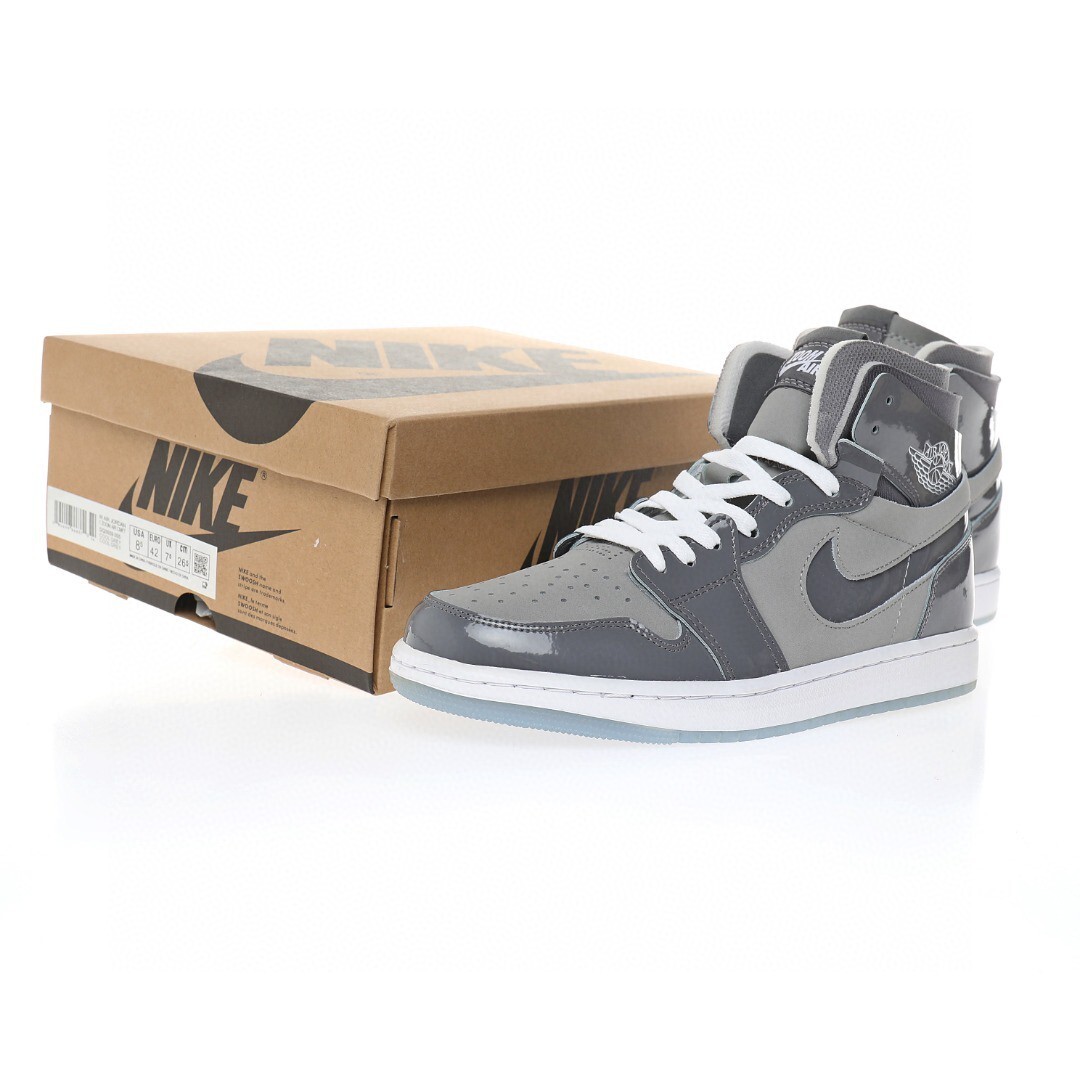 Alternative view of Air Jordan 1 High Sneaker DQ0659-005