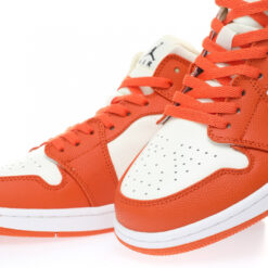 Alternative view of Air Jordan 1 High Sneaker DV1302-100