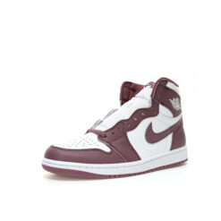 Alternative view of Air Jordan 1 High Sneaker DZ5485-105