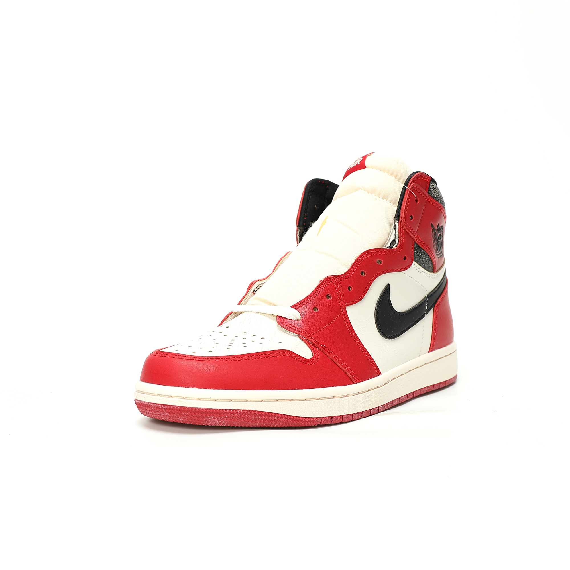 Alternative view of Air Jordan 1 High Sneaker DZ5485-612