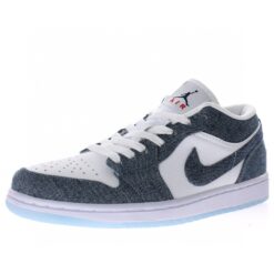 Alternative view of Air Jordan 1 Low Sneaker 315921-141