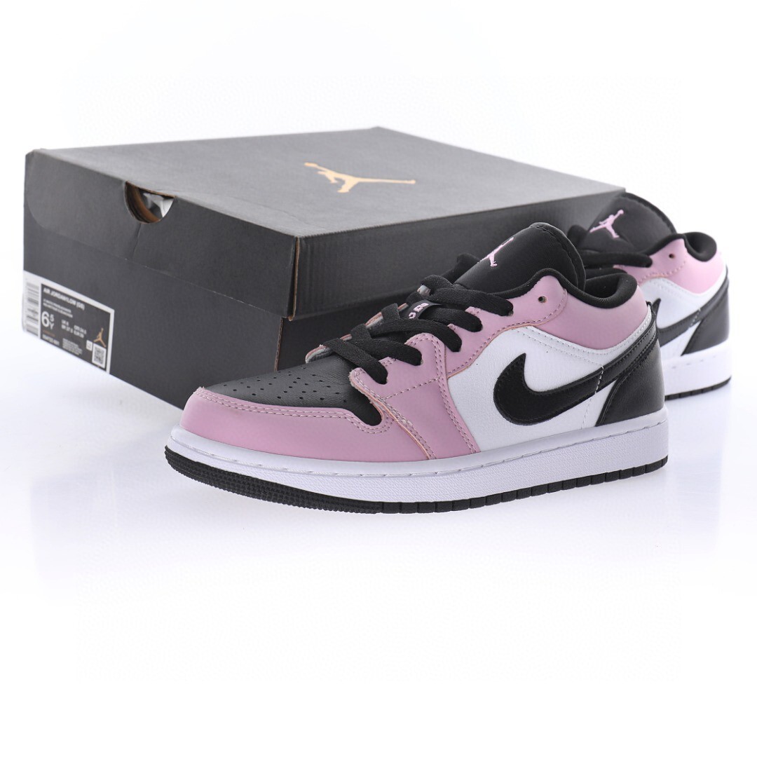 Alternative view of Air Jordan 1 Low Sneaker 554723-601