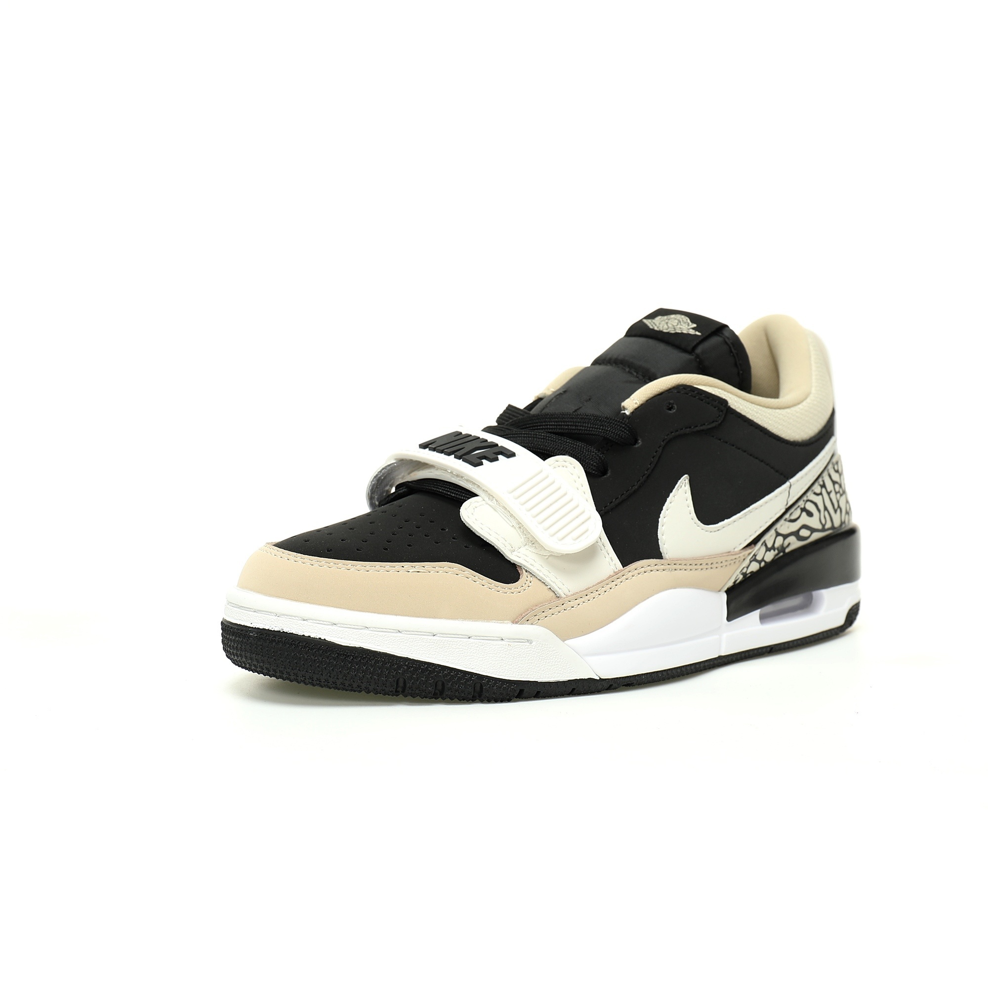 Alternative view of Air Jordan 1 Low Sneaker CD7069-020