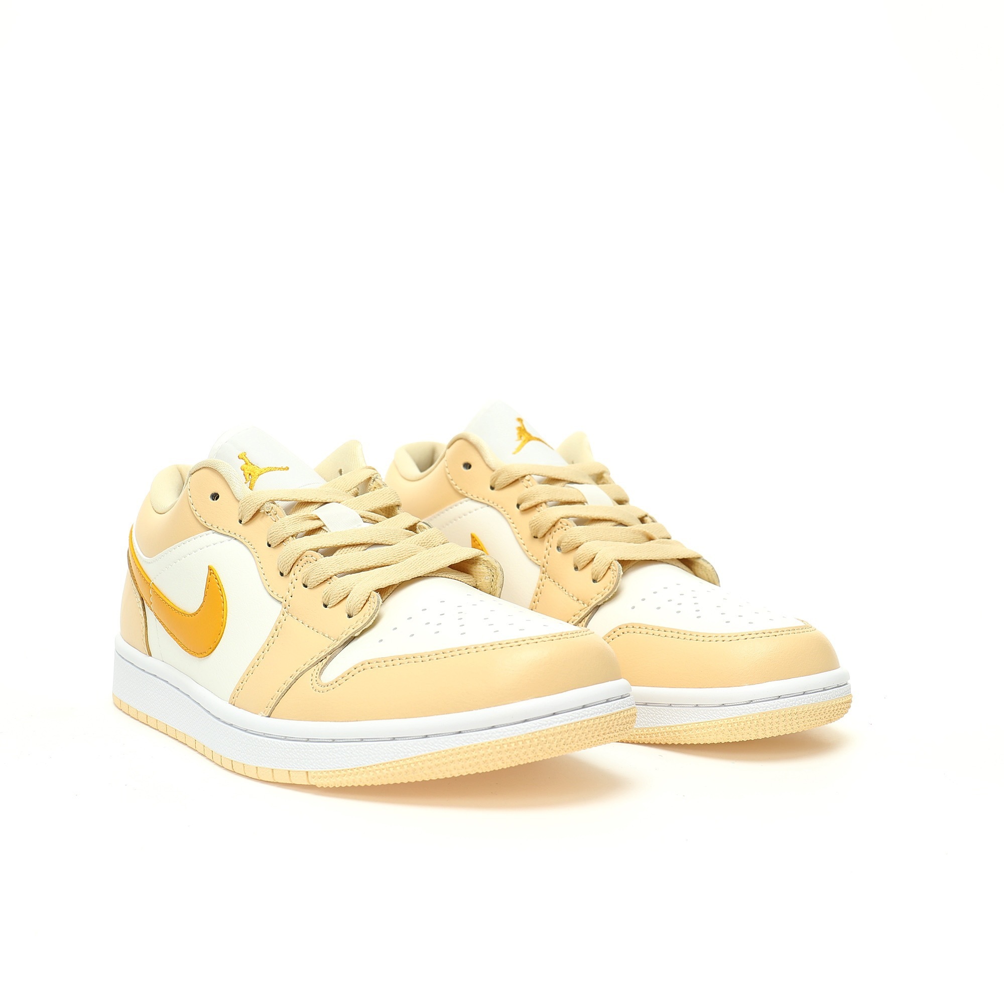 Alternative view of Air Jordan 1 Low Sneaker CD7069-138