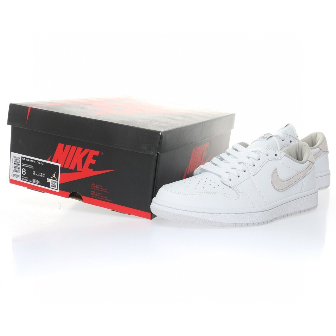 Alternative view of Air Jordan 1 Low Sneaker CZ0790-100