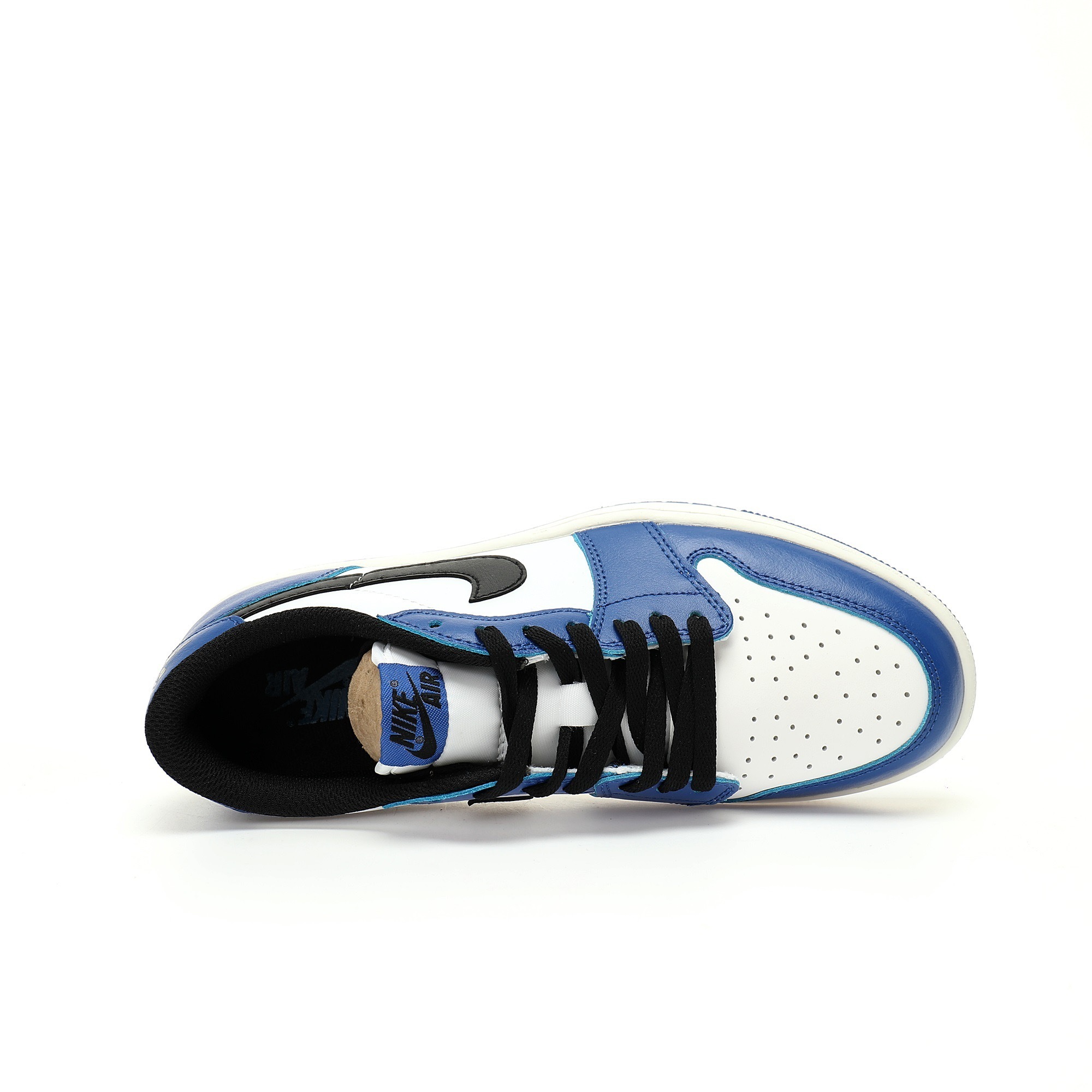 Alternative view of Air Jordan 1 Low Sneaker CZ0790-140