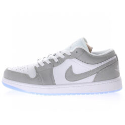 Air Jordan 1 Low Sneaker DC0774-105