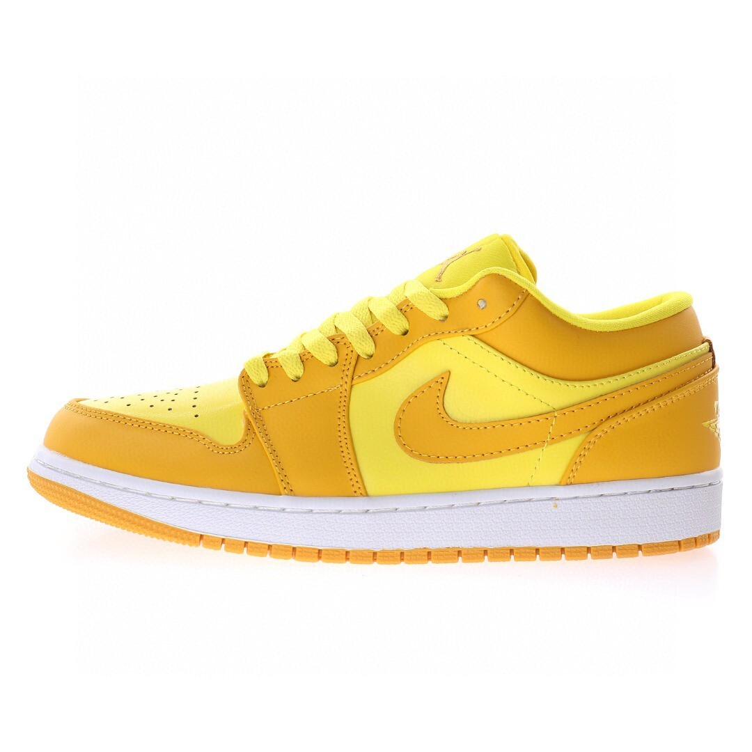 Air Jordan 1 Low Sneaker DC0774-700