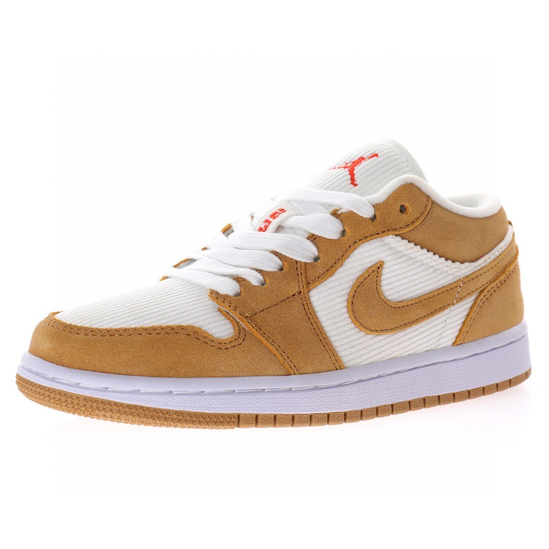 Alternative view of Air Jordan 1 Low Sneaker DH7820-700
