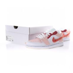 Alternative view of Air Jordan 1 Low Sneaker DM5443-666