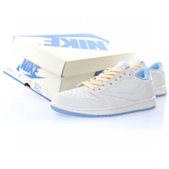 Alternative view of Air Jordan 1 Low Sneaker DM7866-148