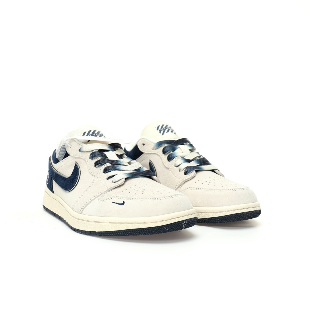Alternative view of Air Jordan 1 Low Sneaker DM9188-003