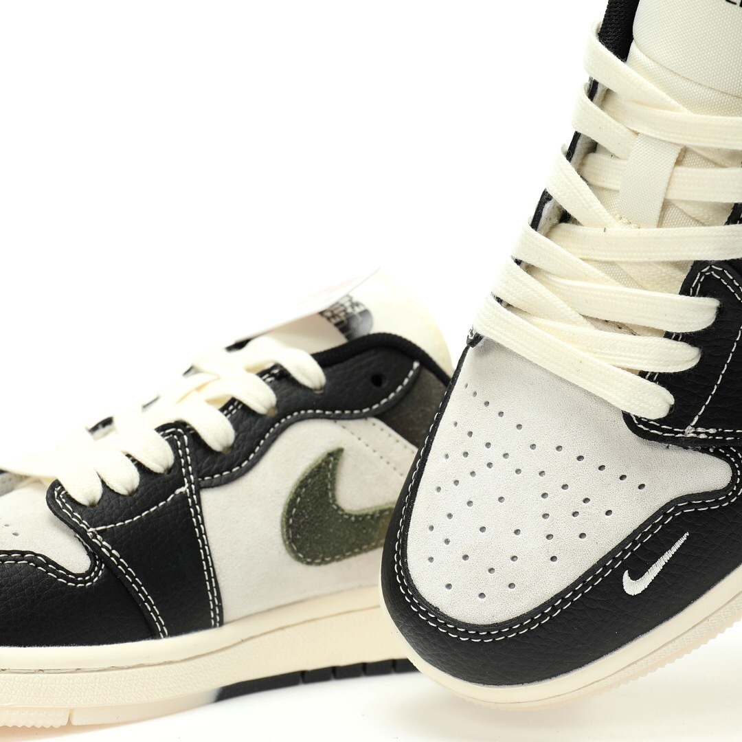 Alternative view of Air Jordan 1 Low Sneaker DM9188-013