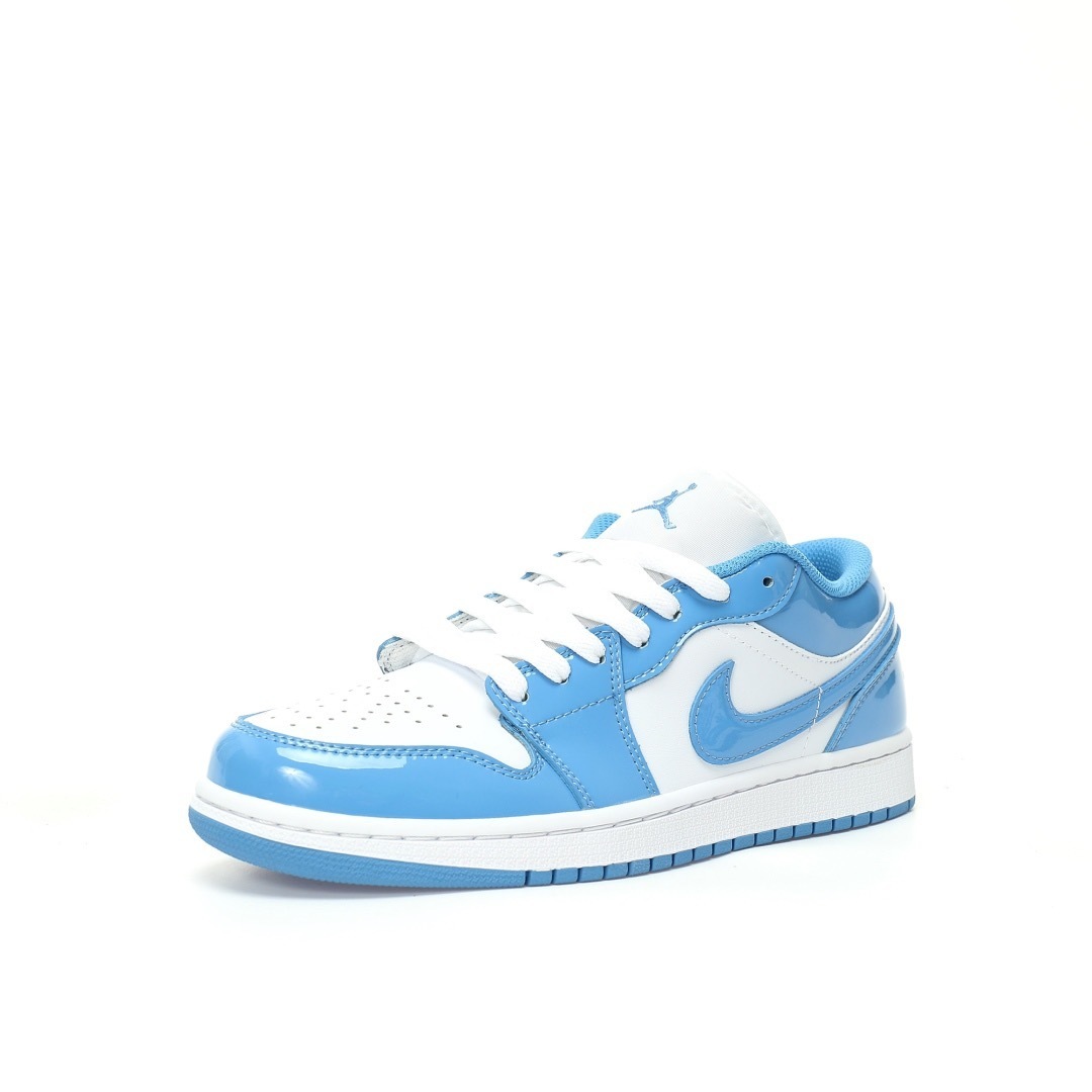 Alternative view of Air Jordan 1 Low Sneaker FZ2138-114