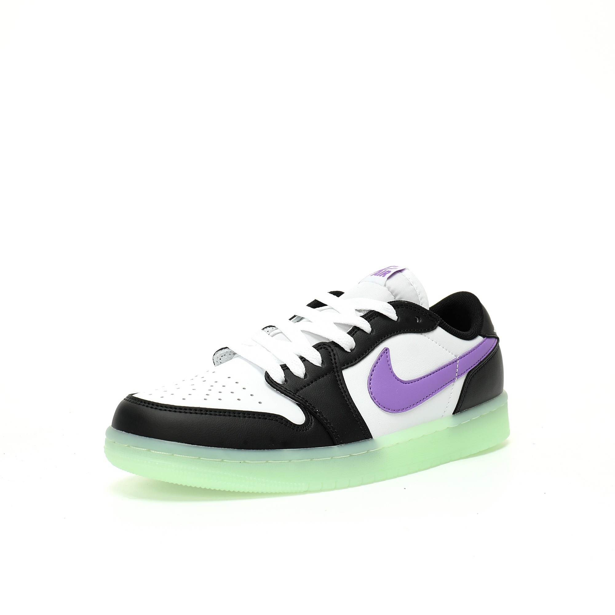 Alternative view of Air Jordan 1 Low Sneaker HF0410-001